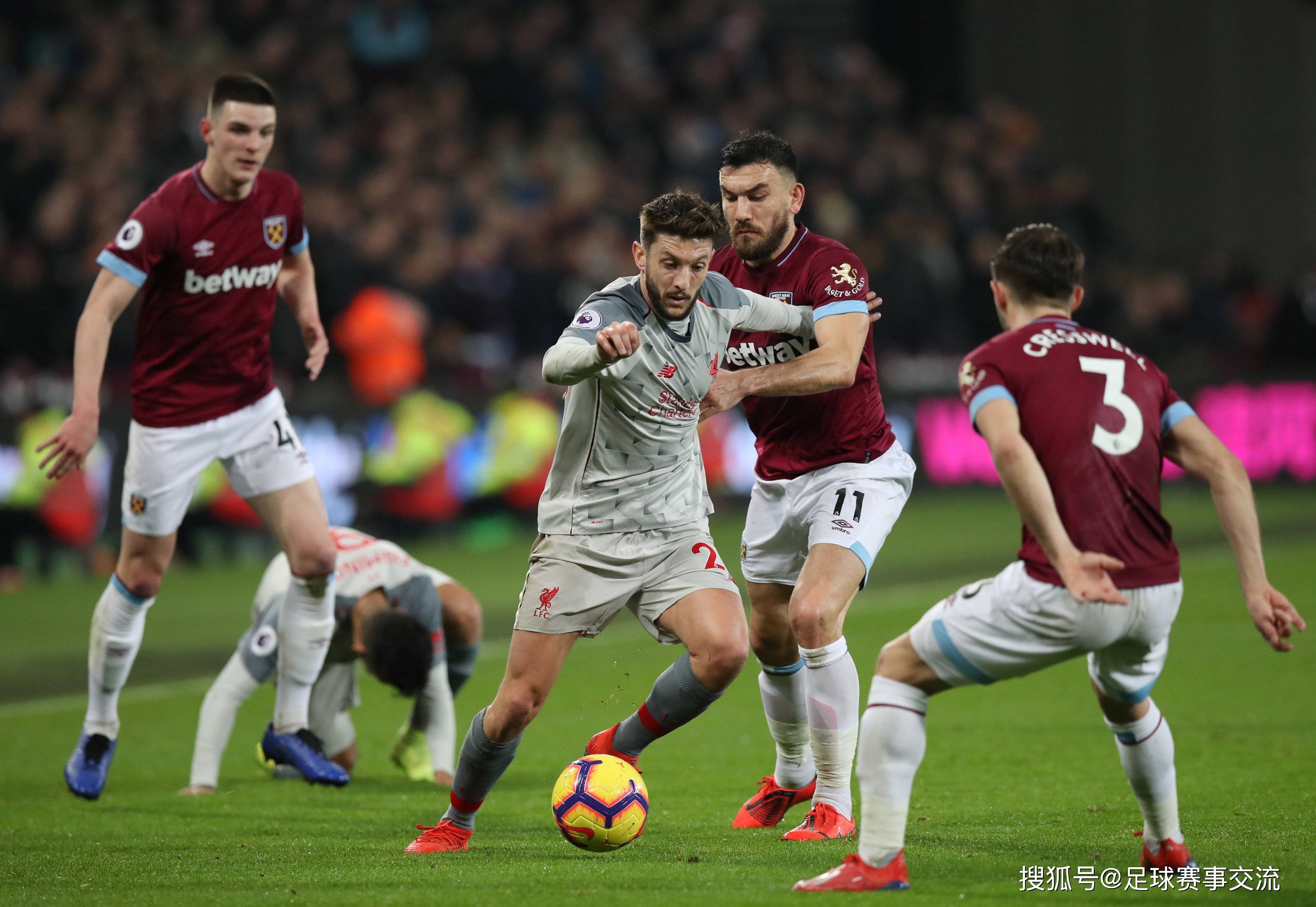 巴萨0-5被同城死敌罕见暴揍：弗里克未现身 首发你估计一个不认识