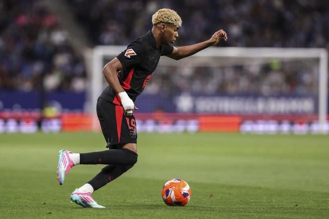 2015 年：费城人队老将汉默斯（Cole Hamels）在被交易前夕投出无安打比赛